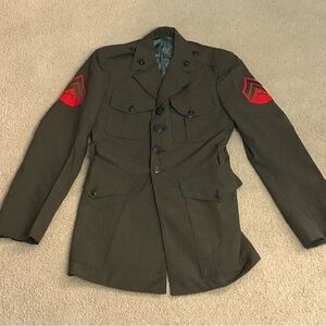 Vintage 1970s Vietnam Era USMC Uniform Jacket With Patches